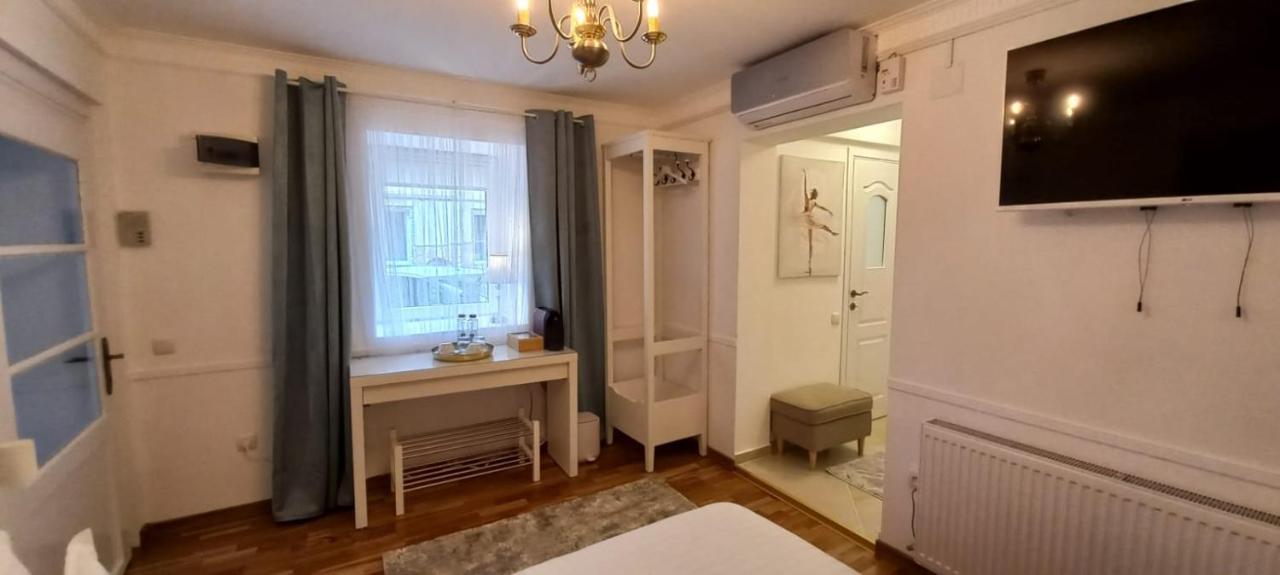 Five Rooms Braşov Extérieur photo